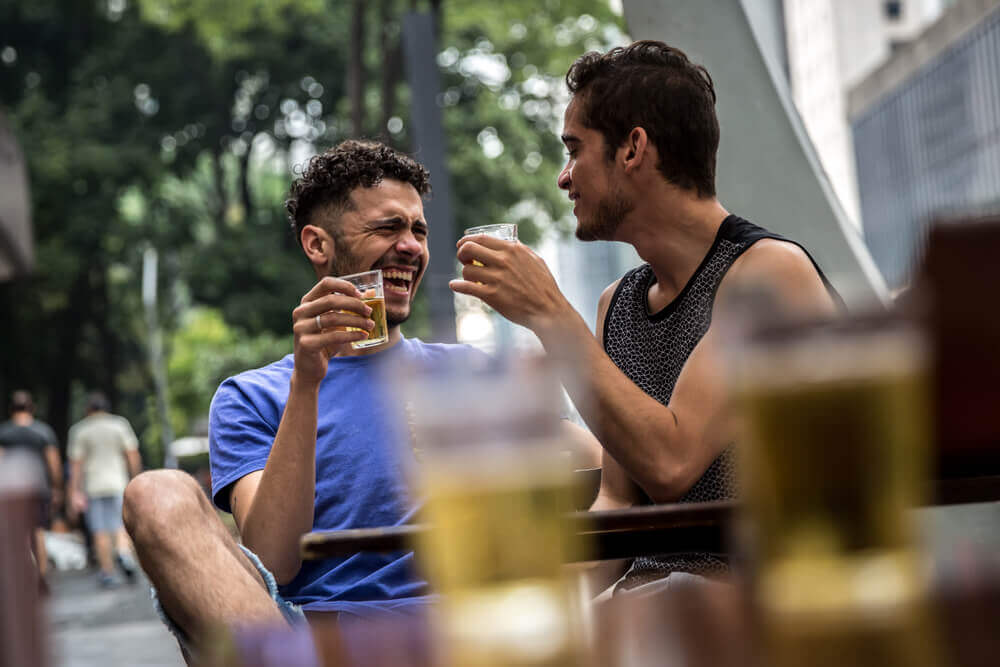 reise-planen-gay-peru-unterwegs-lgbti-suedamerika-kerle-unterwegs-reiseplaner-individuelle-rundreise-luxus gay-maenner-berlin-urlaub-hotel-wochenende-buchen-pärchen