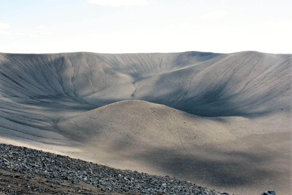 reisen-vulkan-island-buchen-reisen-fuer-maenner-Hverfjall-Krater reisen-vulkan-island-buchen-reisen-fuer-maenner-Hverfjall-Krater