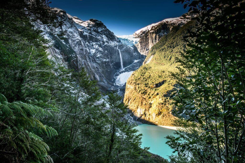 schwule-reise-buchen-ausflug-gay-patagonien-fjorde-suedchile-wellness-luxusreise-Puyuhuapi schwule-reise-buchen-ausflug-gay-patagonien-fjorde-suedchile-wellness-luxusreise-Puyuhuapi