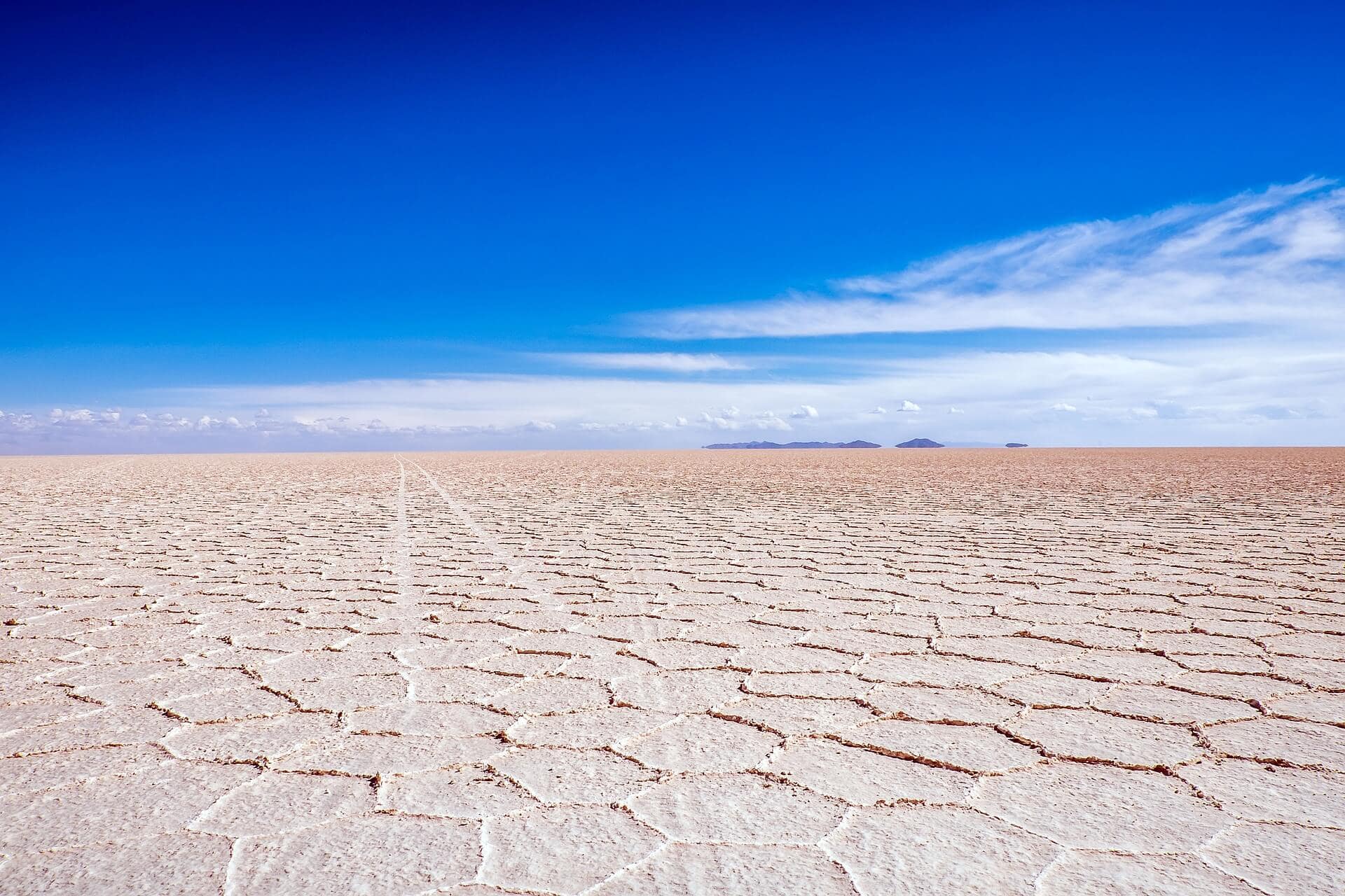 bolivien-reise-fuer-gays-salar-de-uyuni-suedamerika-schwul-unterwegs-urlaub bolivien-reise-fuer-gays-salar-de-uyuni-suedamerika-schwul-unterwegs-urlaub