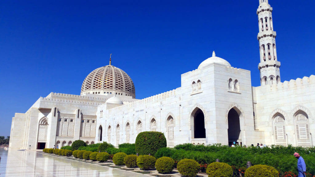 rundreise-urlaub-gay-oman-buchen-fuer-schwule-reiseplaner-arabische-emirate-muscat rundreise-urlaub-gay-oman-buchen-fuer-schwule-reiseplaner-arabische-emirate-muscat