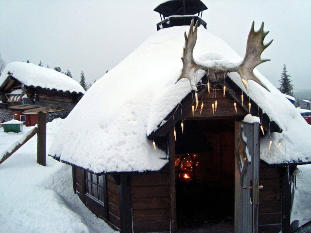 Unterkunft-gayfriendly-hundeschlittentour-gay-aktiv-reise-finnisch-lappland-kerle-reisen-buchen-reise-planen-aktiv-unterwegs Unterkunft-gayfriendly-hundeschlittentour-gay-aktiv-reise-finnisch-lappland-kerle-reisen-buchen-reise-planen-aktiv-unterwegs