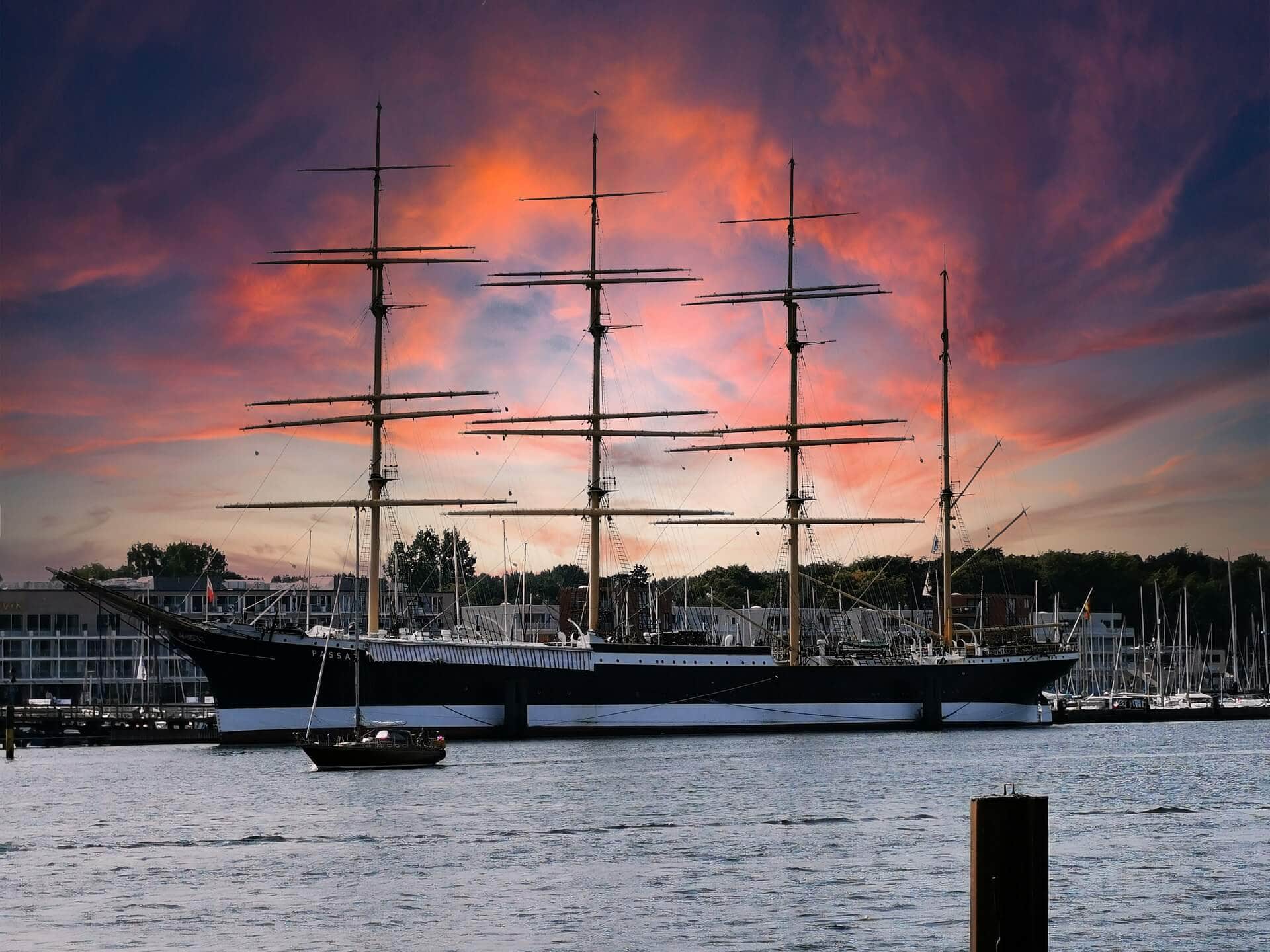 hamburg-lgbt-reise-gay-urlaub-ausflug-travemuende hamburg-lgbt-reise-gay-urlaub-ausflug-travemuende