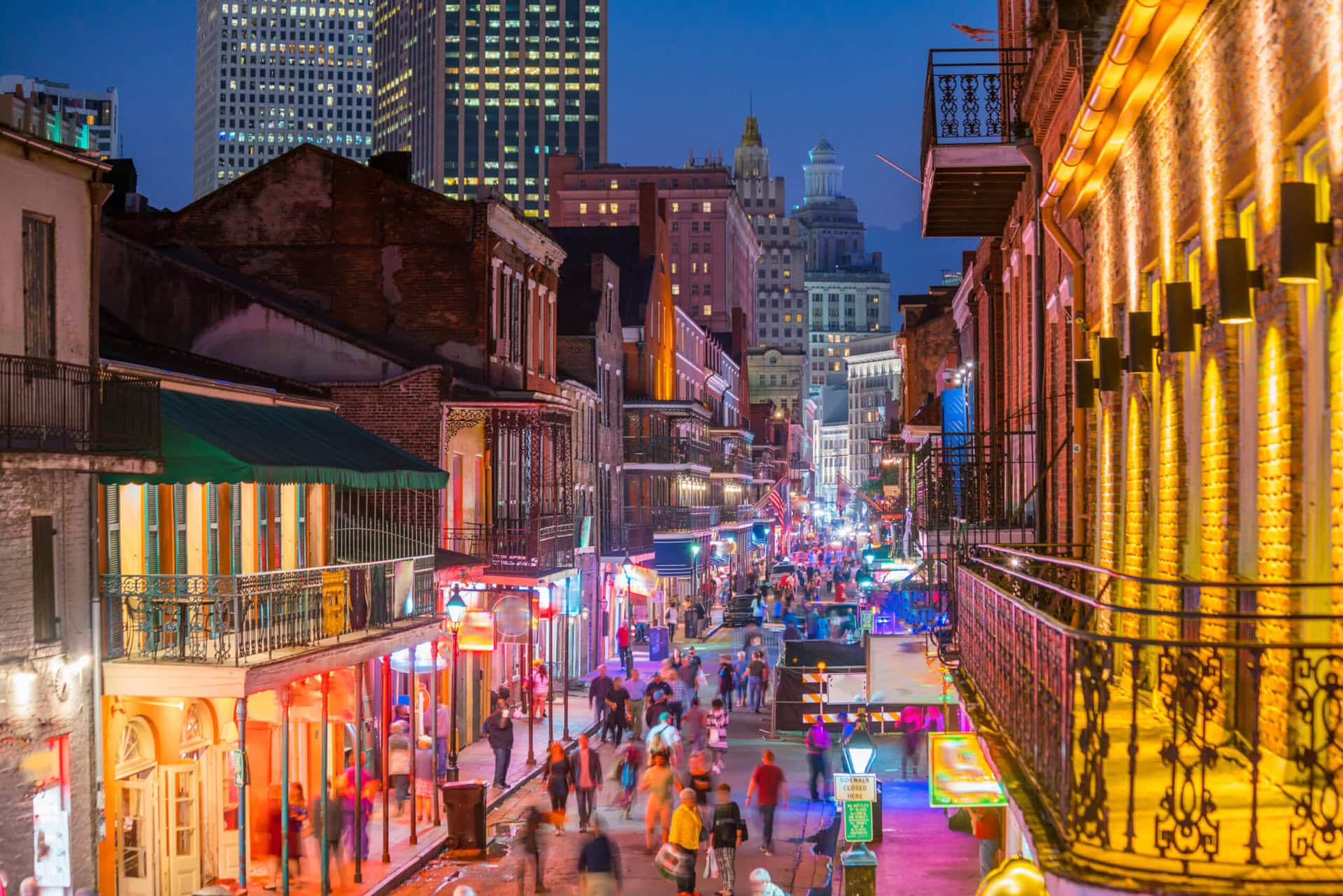 new-orleans-gay-kreuzfahrt-luxus-cruise-explora-journeys explora-journeys-french-quarter-new-orleans-gay-kreuzfahrt-luxus-cruise