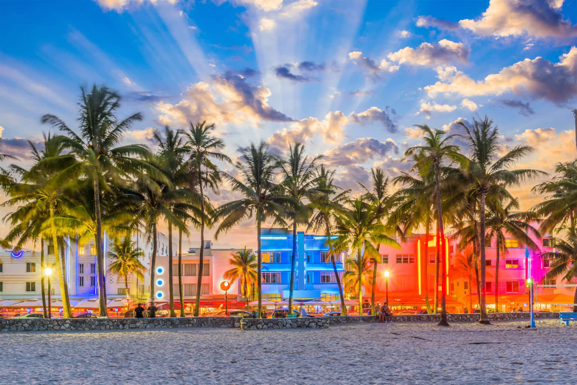 miami-florida-usa-gay-lgbtqia-kreuzfahrt-cruise-explora-journeys usa-miami-ocean-drive-florida-gay-lgbtqia-kreuzfahrt-cruise-explora-journeys