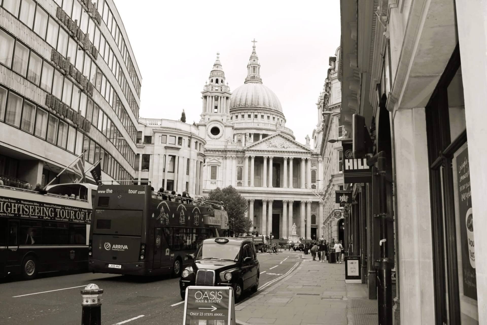 urlaub-england-gay-pride-london-city-bus-taxi sightseeing-tour-urlaub-england-gay-pride-london-city-bus-taxi