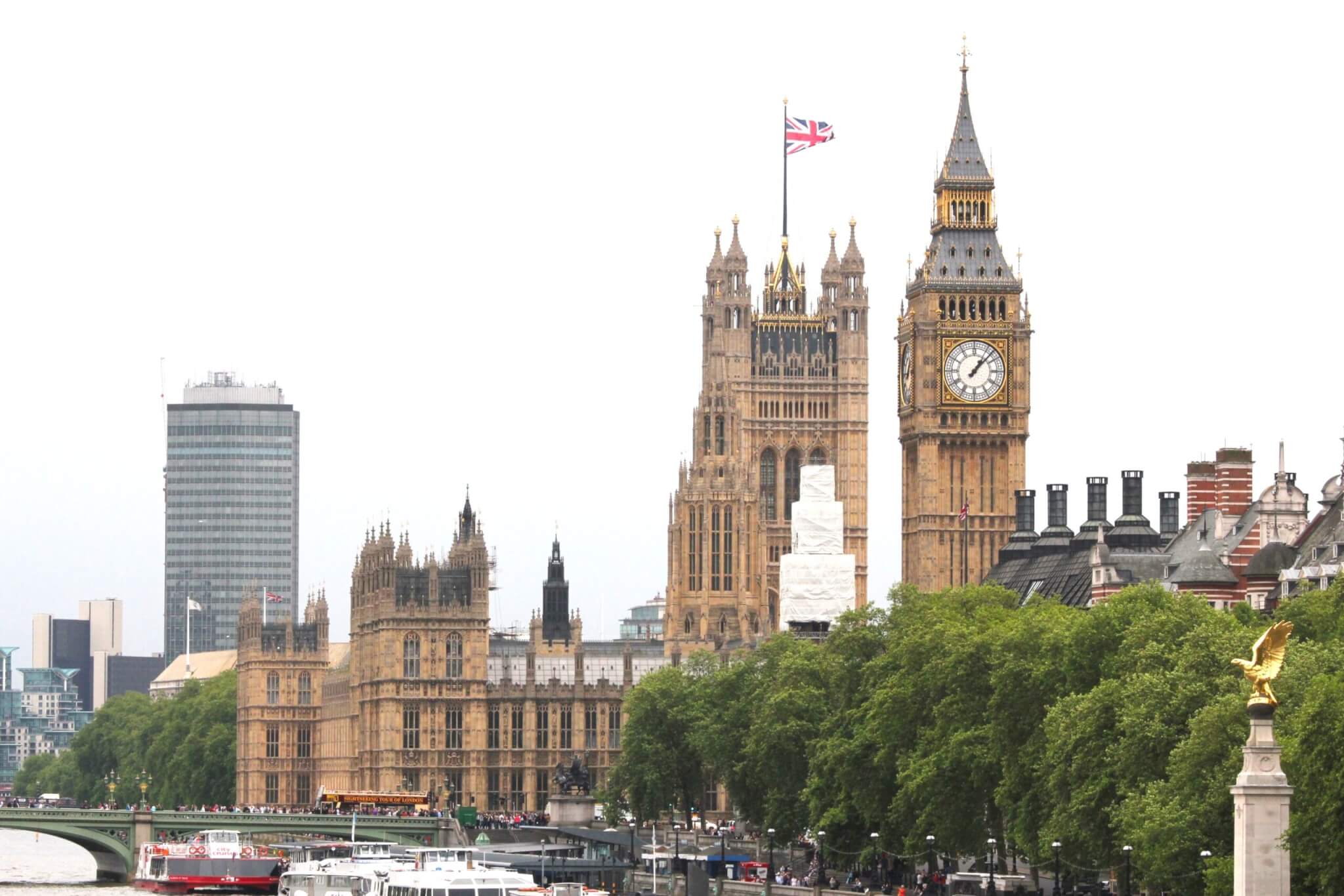big-ben-themse-gay-pride-london-england skyline-big-ben-themse-gay-pride-london-england