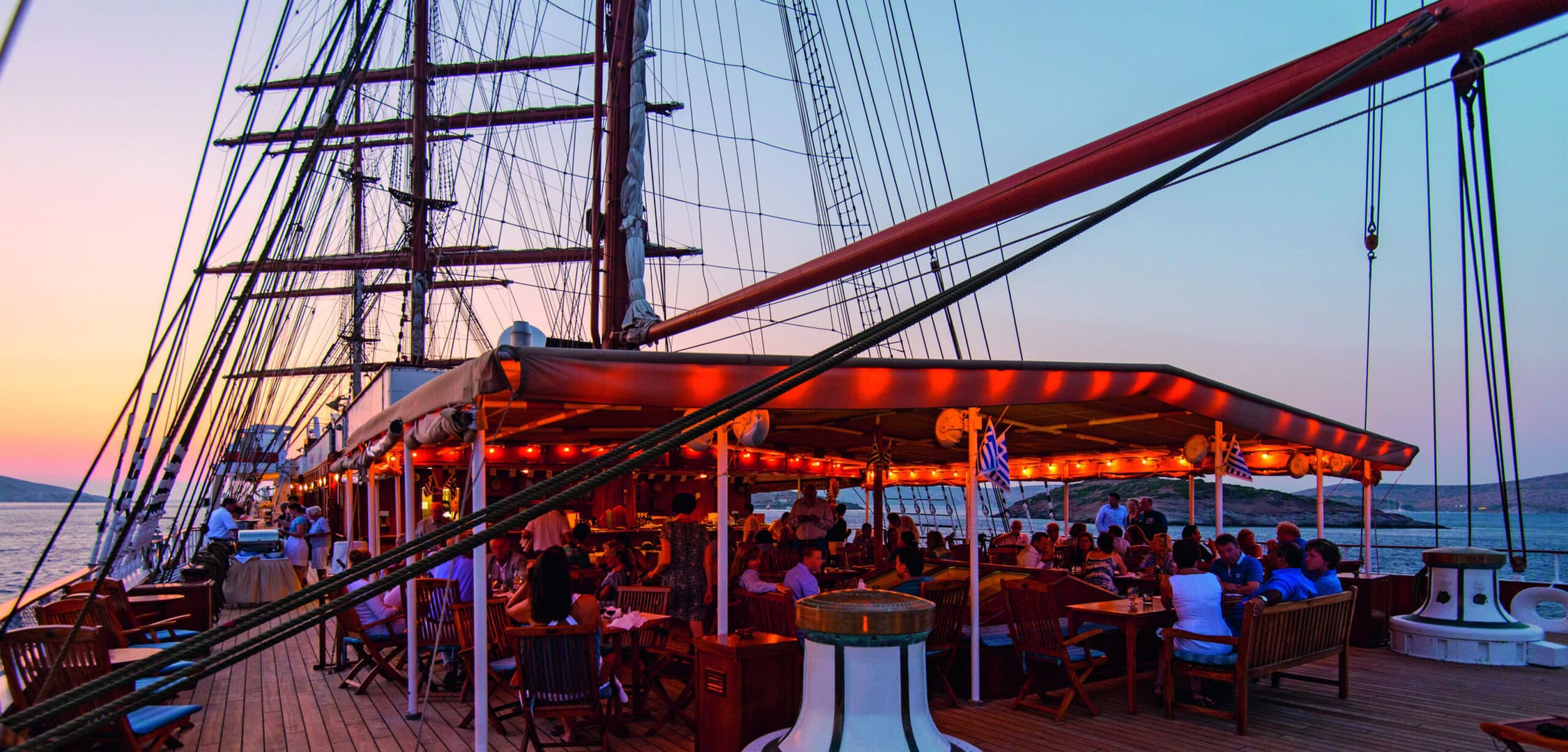 restaurant-gay-sea-cloud-bella-italia-urlaub-segeltoern-lgbtqia-bord-sonne-meer meer-restaurant-gay-sea-cloud-bella-italia-urlaub-segeltoern-lgbtqia-bord-sonne