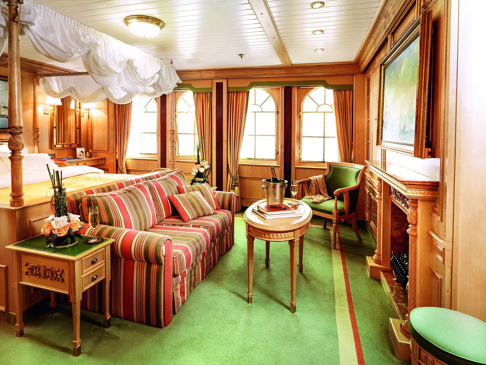 cabin-category-a-gay-sea-cloud-lgbtqia-urlaub-bella-italia-segeltoern-kabine-sonne sonne-cabin-category-a-gay-sea-cloud-lgbtqia-urlaub-bella-italia-segeltoern-kabine