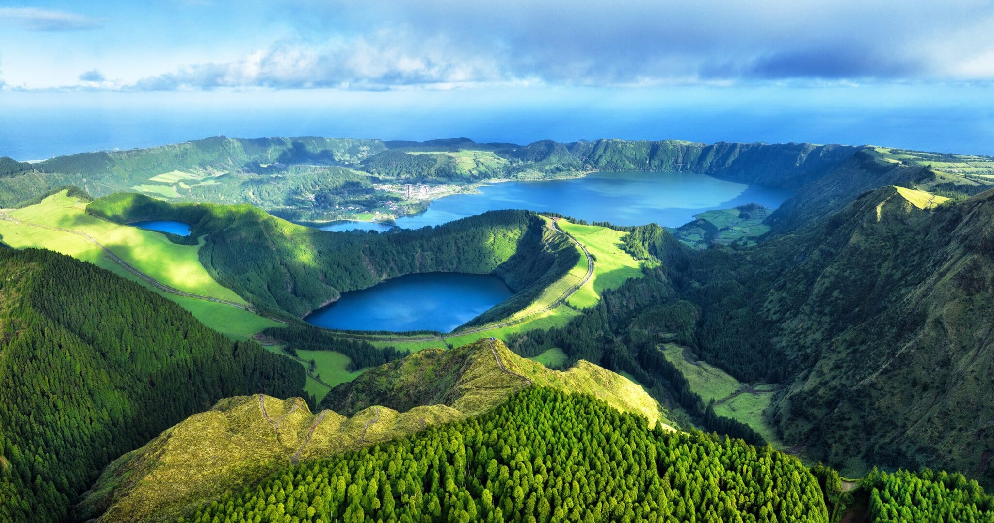 beautiful-lake-gay-reise-azoren-portugal-wanderung-urlaub-lgbtqia-aussicht-sede-cidates sede-cidates-europa-beautiful-lake-gay-reise-azoren-portugal-wanderung-urlaub-lgbtqia-aussicht