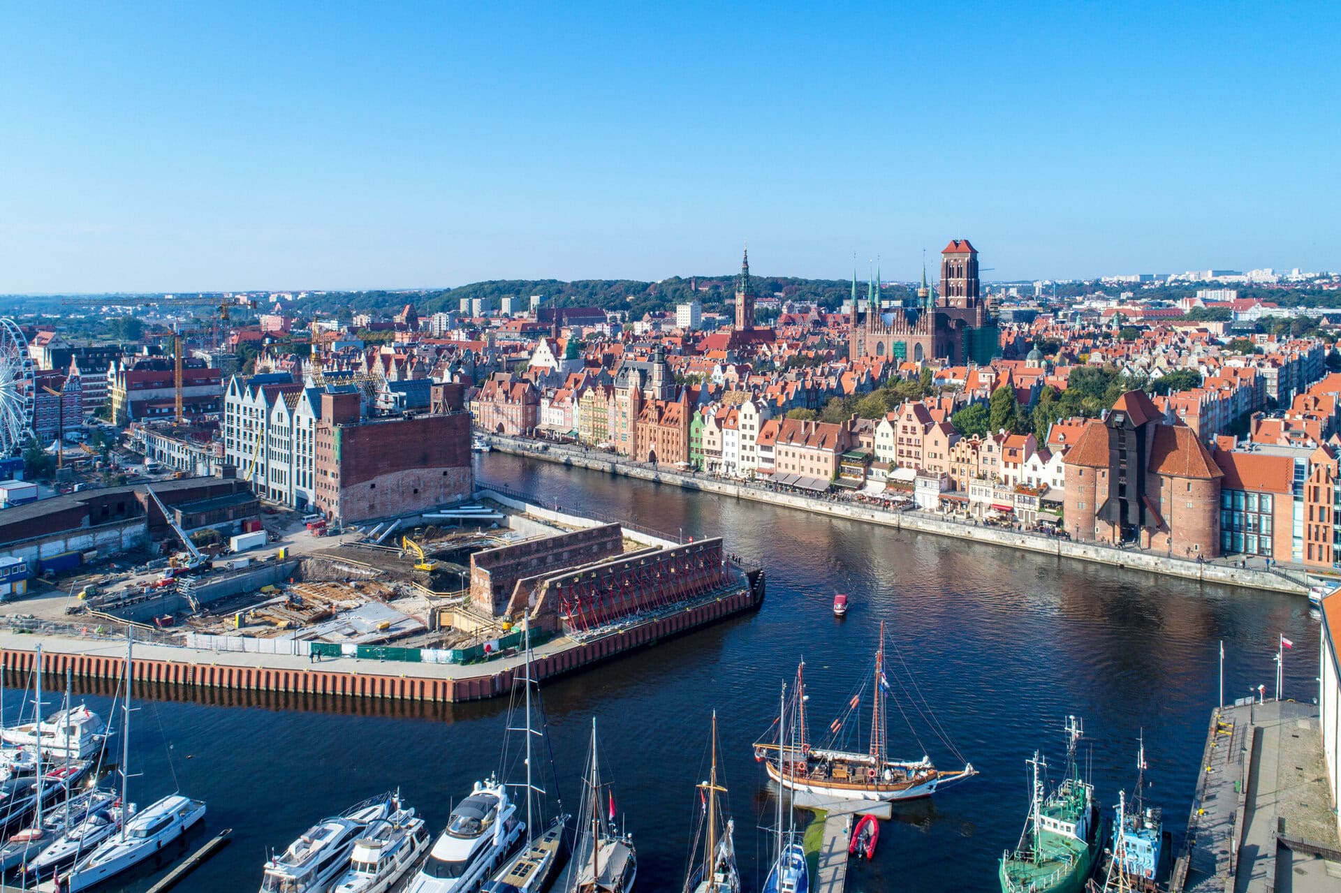spartacus-gay-cruise-ostsee-lgbtqia+-urlaub-schiff-strand-städte-meer-dänemark-polen-deutschland-reise-kreuzfahrt