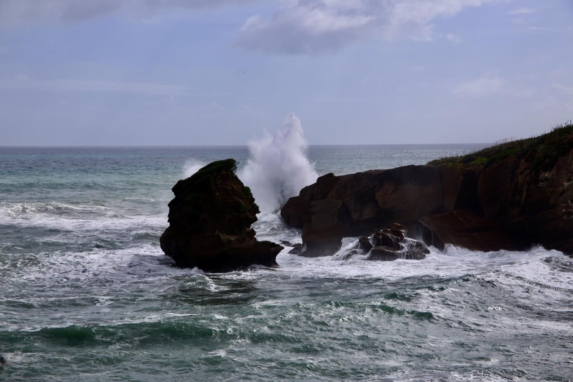 gay-reiseblog-neuseeland-reise-lgbtqia+-urlaub-inseln-strand-surfer-meer-natur-landschaften-südwestpazifik südwestpazifik-gay-reiseblog-neuseeland-reise-lgbtqia+-urlaub-inseln-strand-surfer-meer-natur-landschaften