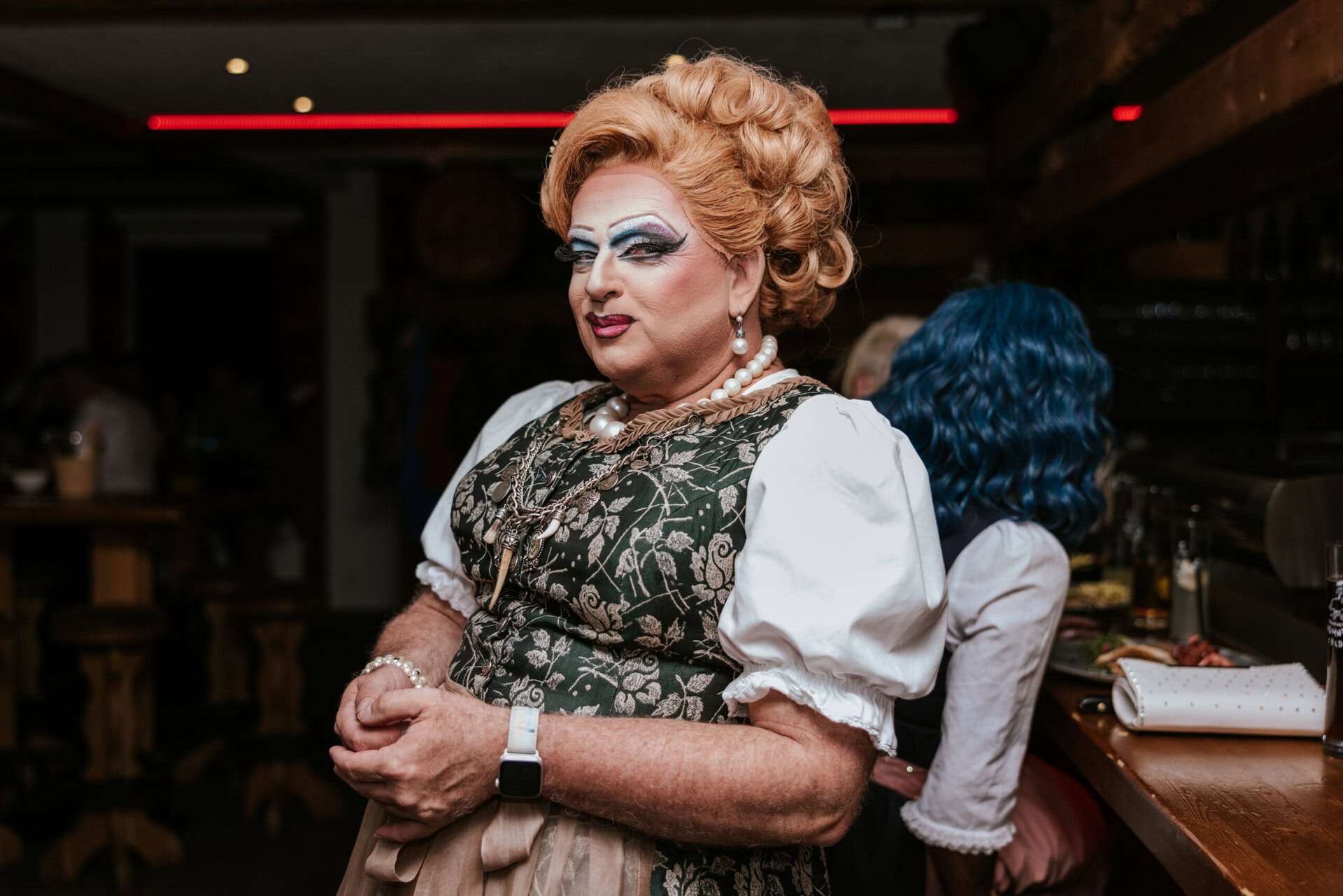 mama-foto-by-stefanie-fiegl-winter-pride-oesterreich-soelden-gaudi-gay-lgbtqia-fun-party-event-skifahren-big big-mama-foto-by-stefanie-fiegl-winter-pride-oesterreich-soelden-gaudi-gay-lgbtqia-fun-party-event-skifahren