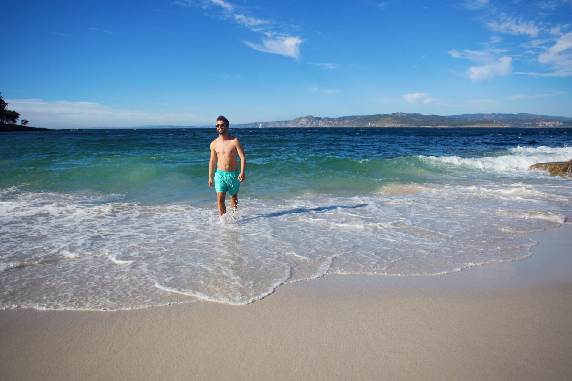 sardinien-italien-wanderreise-urlaub-strand-sonne-boy-gay-reise