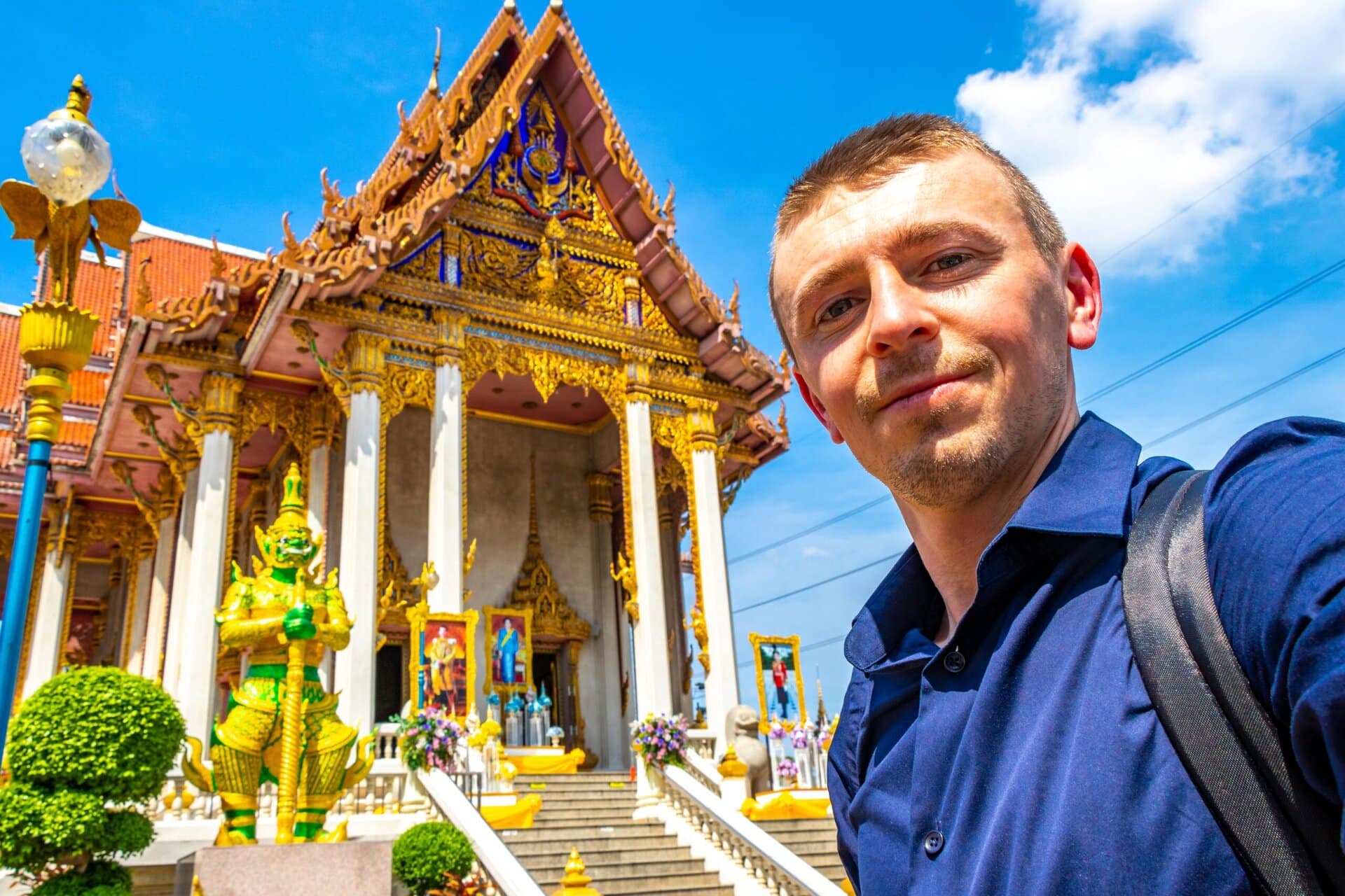 gay-reise-thailand-bangkok-urlaub-gruppenreise-tempel-golden-wat-don-mueang