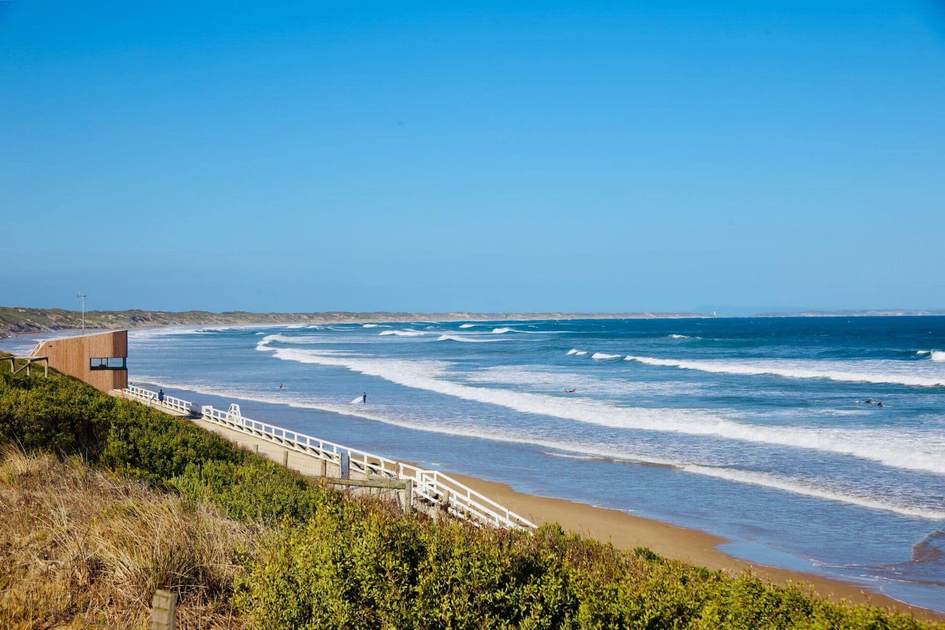 strand-surfer-meer-reisekombination-südsee-australien