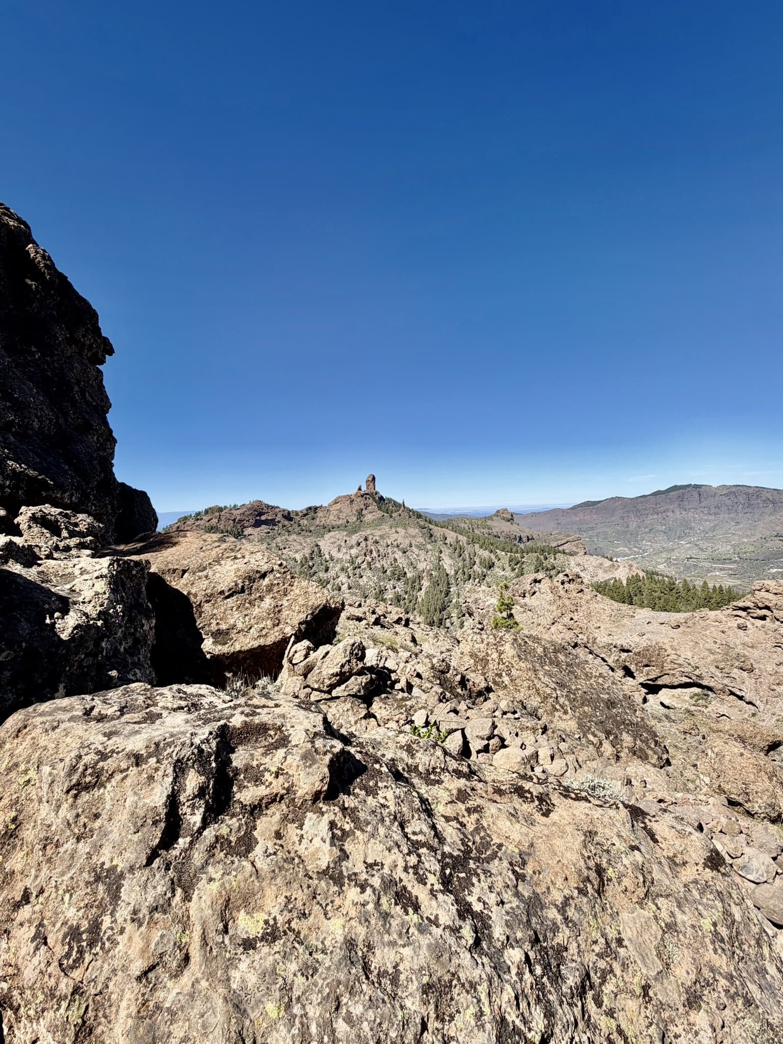 canyon-landschaft-gay-reiseblog-gran-canaria-wanderreise-natur-sonne