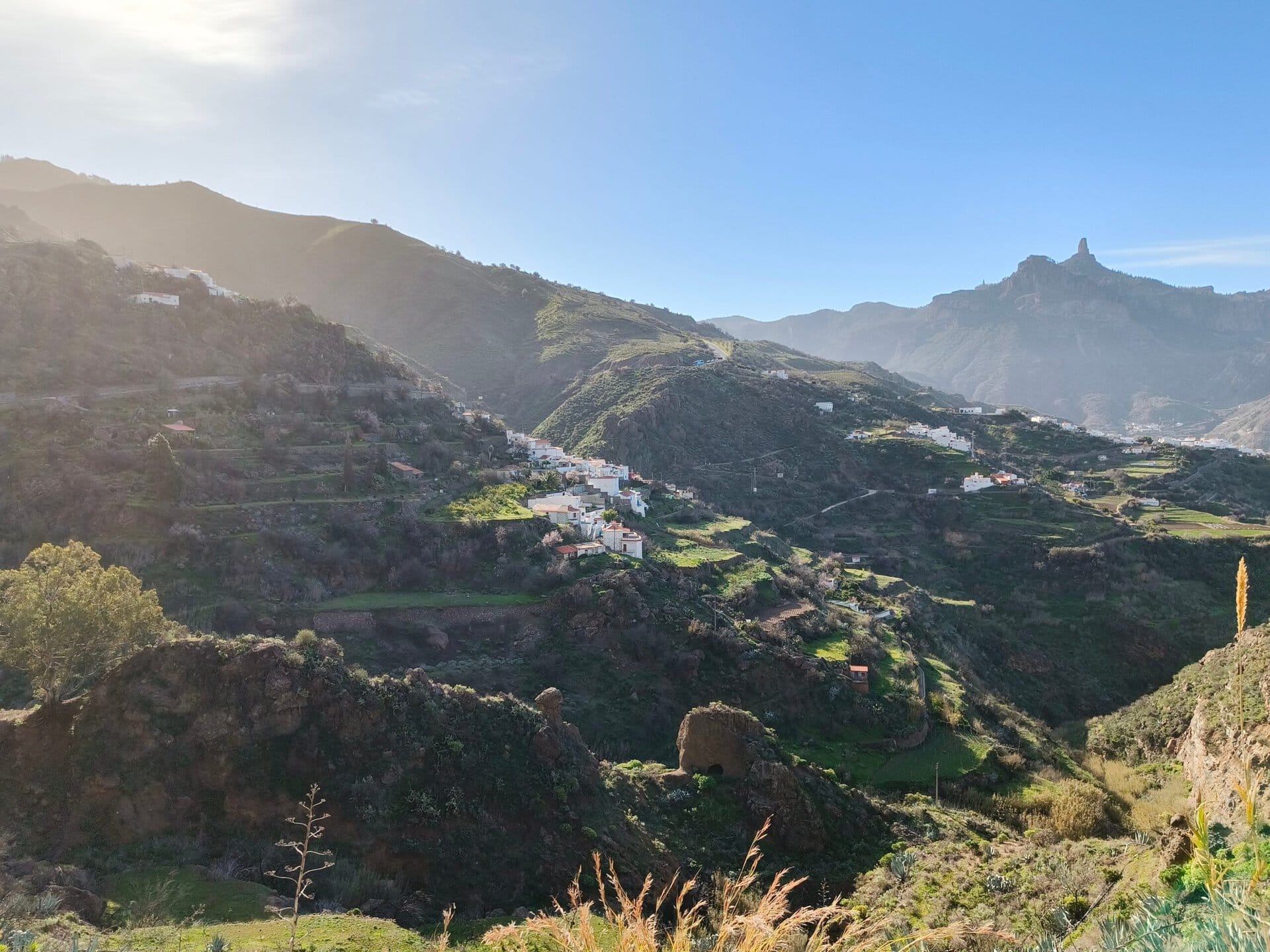 hills-fields-natur-sonne-bergdorfidyll-gay-reiseblog-gran-canaria-wanderreise