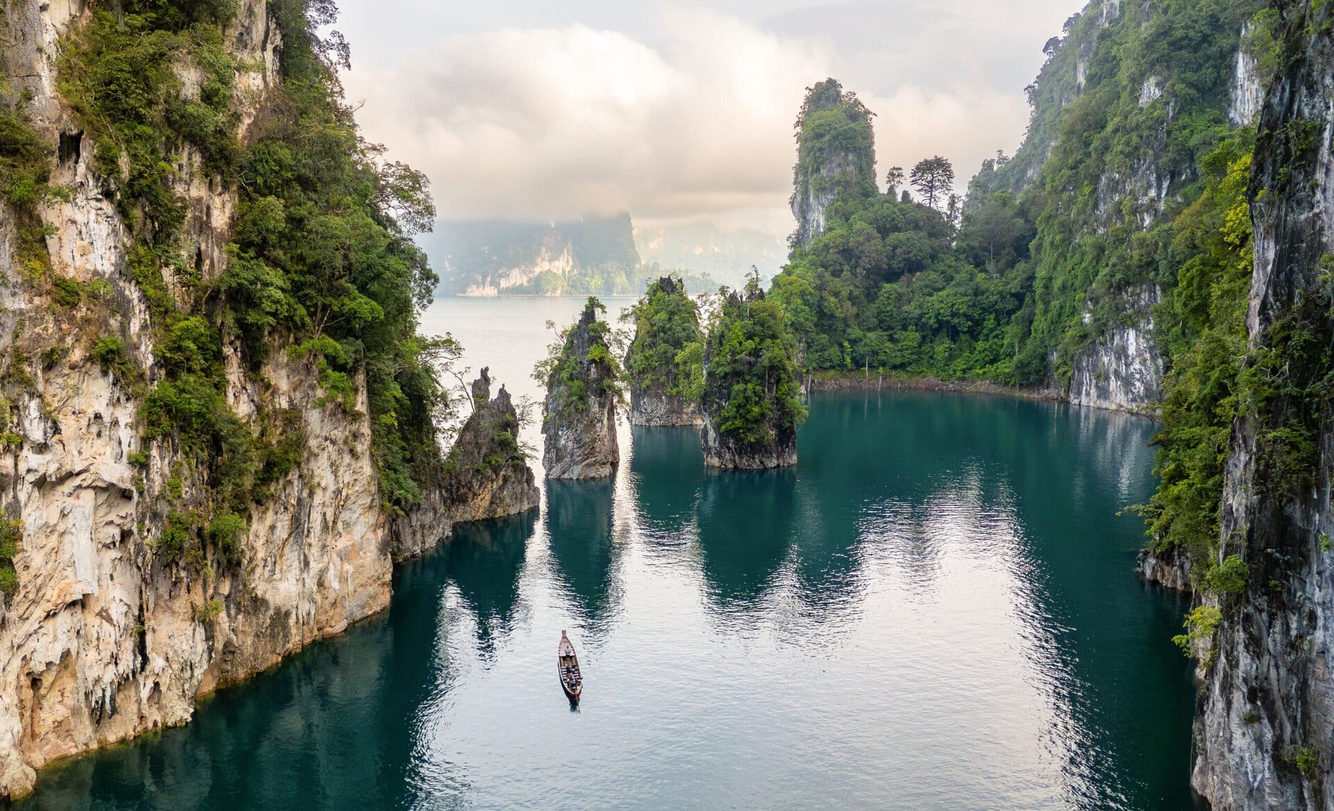 great-scenery-khao-sok-national-park-luxus-private-rundreise-gay-urlaub-thailand-reise