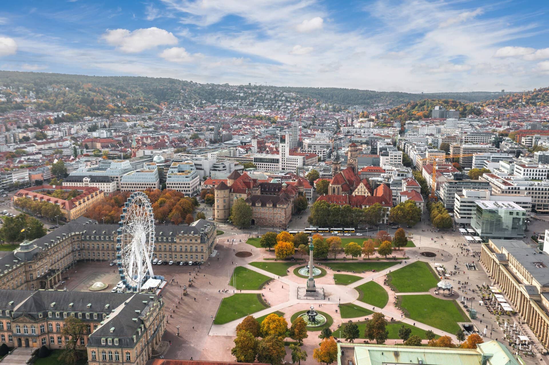stadtmitte-lgbtqia+-gay-trip-urlaub-reise-schlossplatz-stuttgart-pride-kulturwochen-csd-city-stadtzentrum-sightseeing