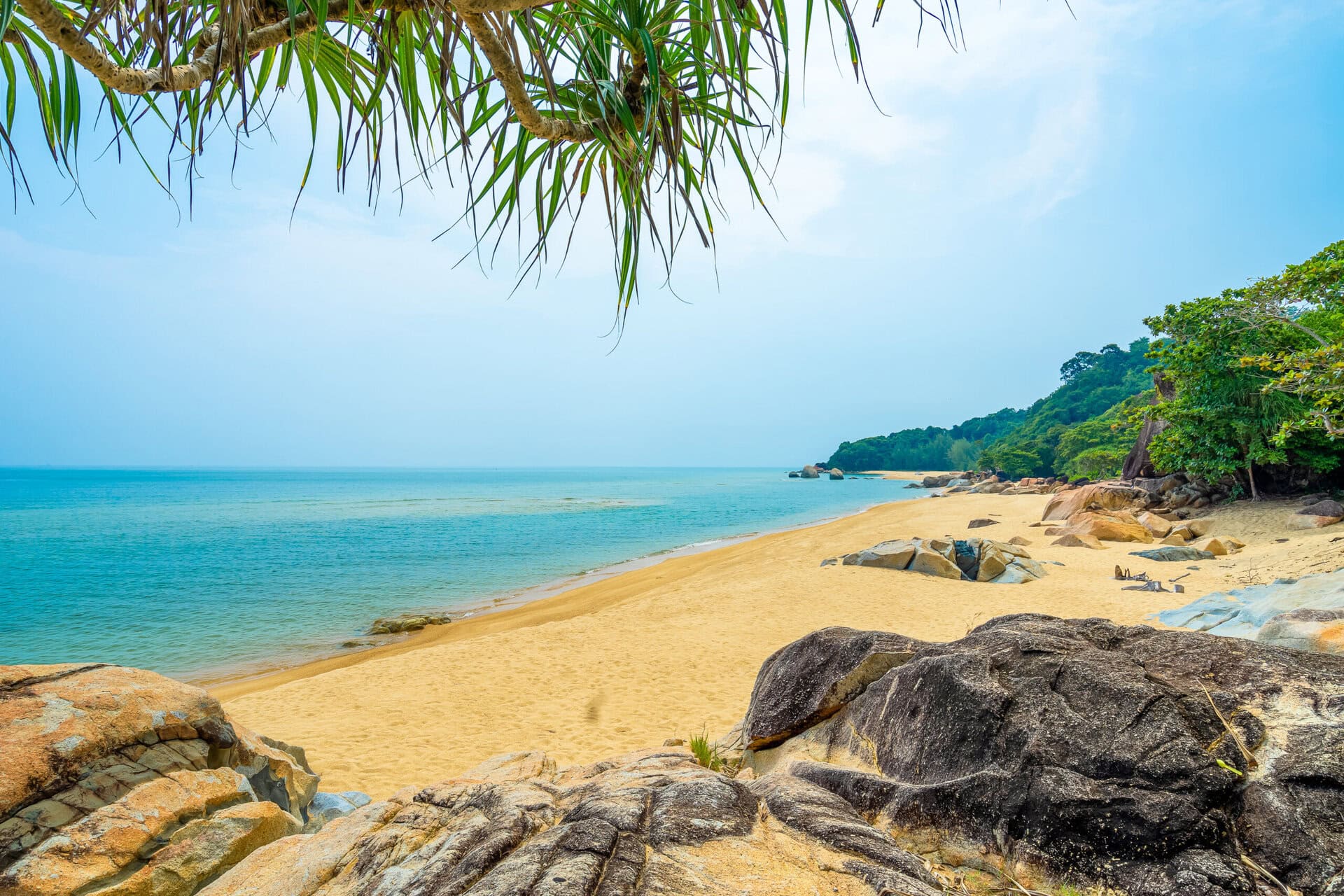 private-rundreise-gay-urlaub-thailand-reise-ao-manao-beach-narathiwat-luxus