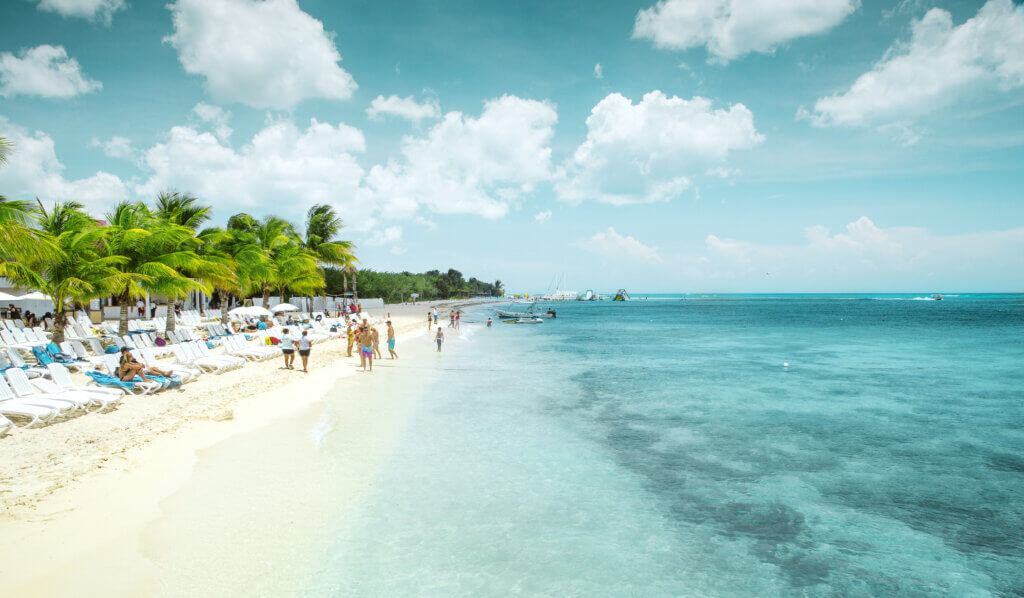 beach-sun-cozumel-yucatan-mexiko-karibik-maya-strand-gay-kreuzfahrt-luxus-lgbtqia-cruise-explora-journeys